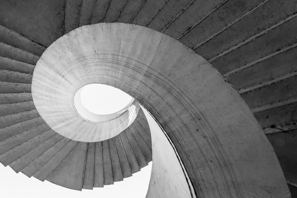 stairs-1636573_1920